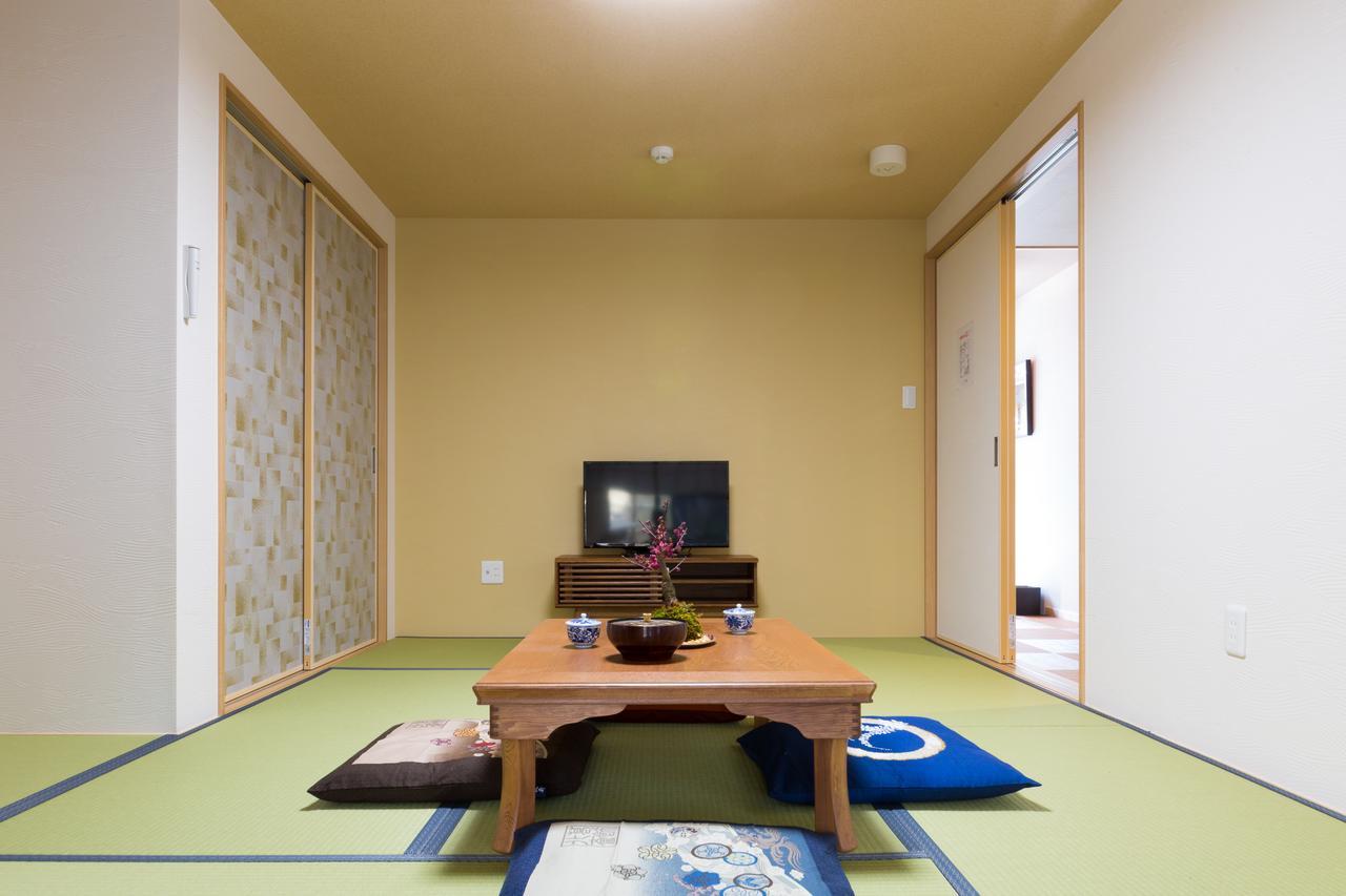 Kyonomachi Hakuho * Kyoto